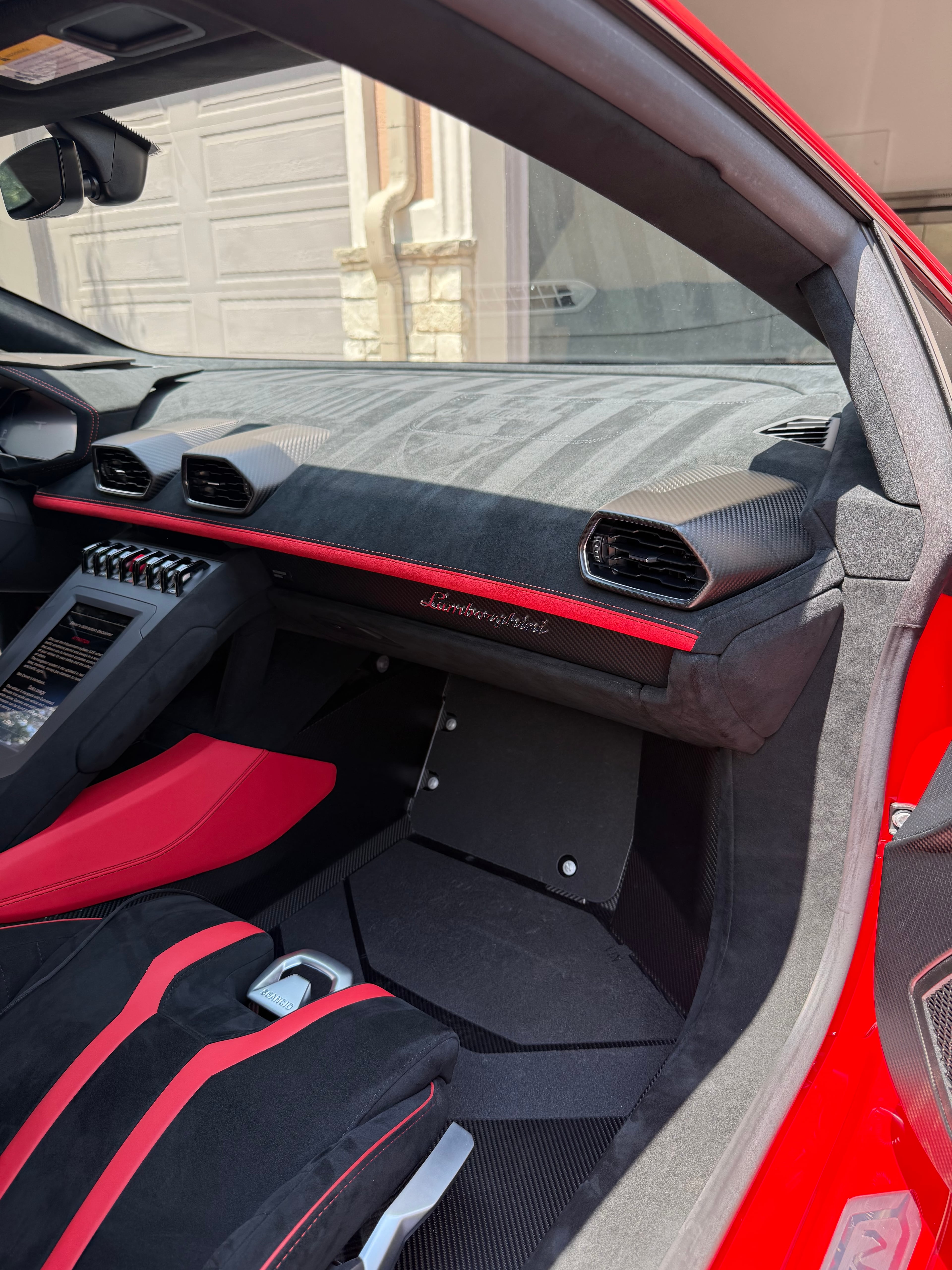 TruGloss Detailing - Lamborghini STO Cabin