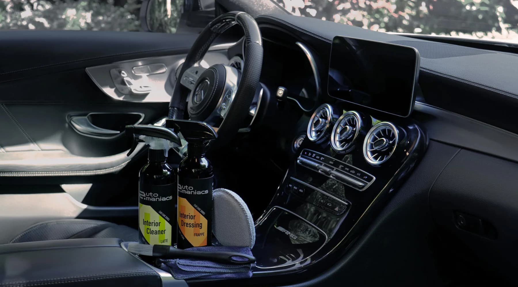 Interior detailing service